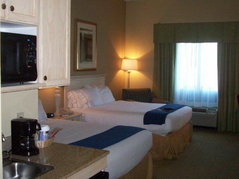Express & Southwind By Ihg Hotel