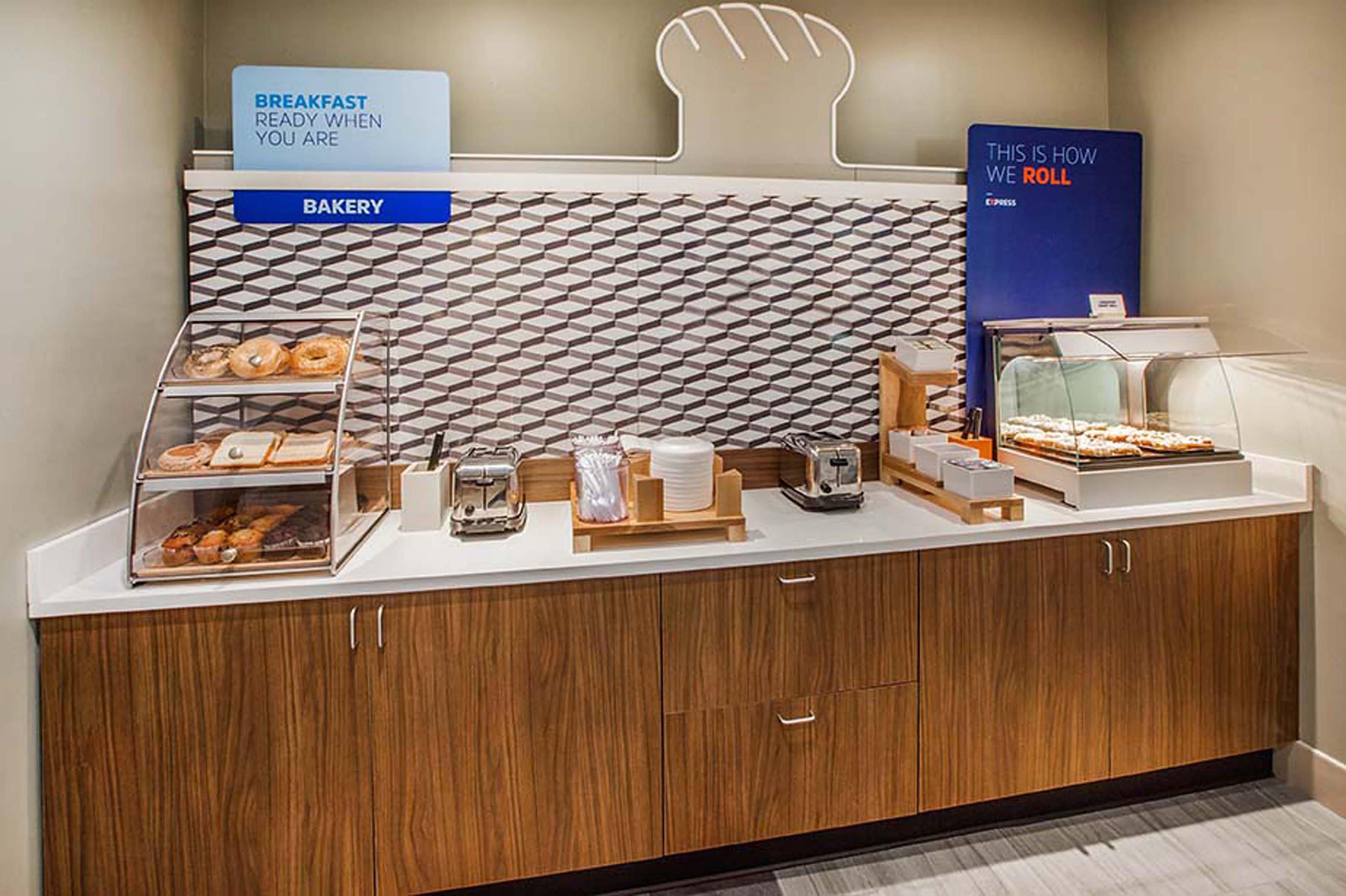 Express & Memphis Southwind By Ihg Germantown