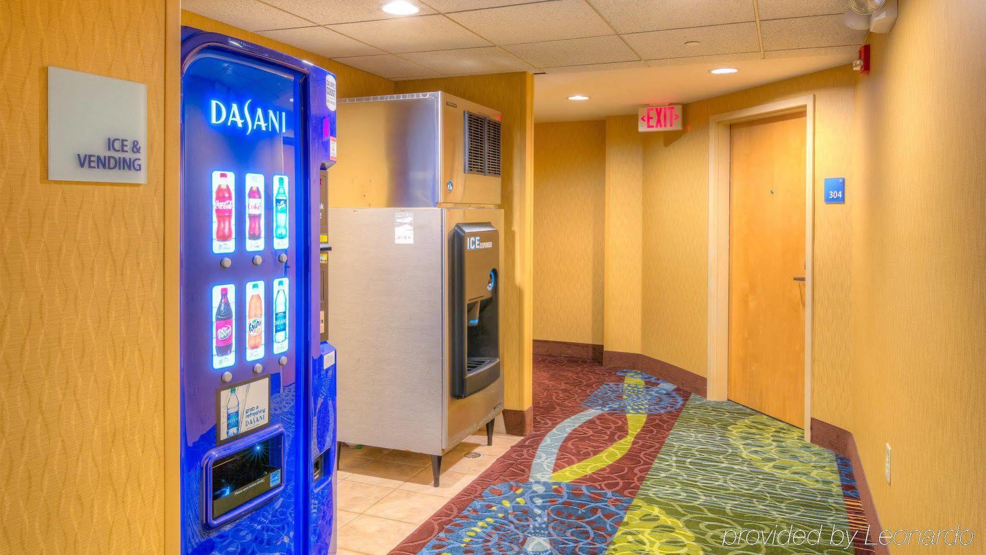 Express & Memphis Southwind By Ihg Hotel 3*